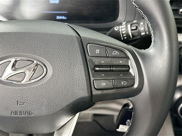 Photo of 2023 Ecotronic Gray Hyundai VENUE