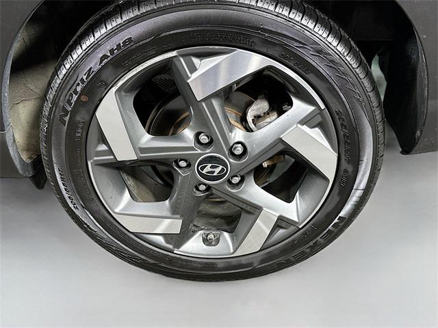 Photo of 2023 Ecotronic Gray Hyundai VENUE