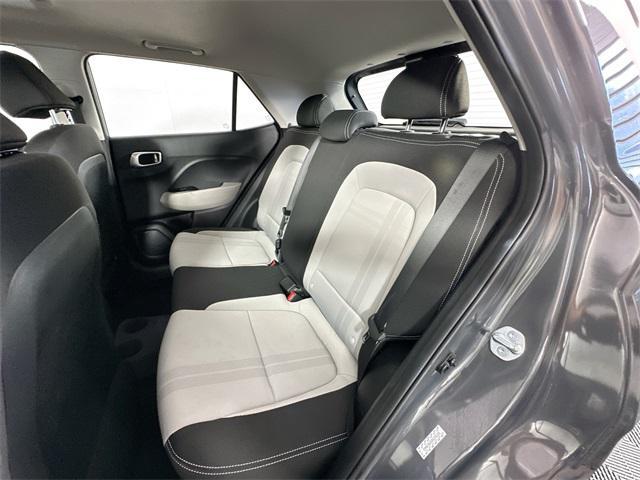 Photo of 2023 Ecotronic Gray Hyundai VENUE