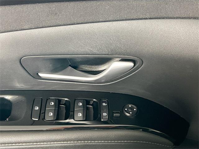 Photo of 2022 Phantom Black Hyundai TUCSON