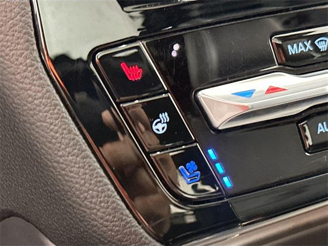 Photo of 2022 Agate Black Metallic Ford Explorer