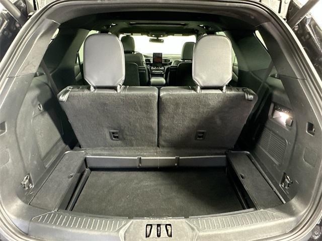 Photo of 2022 Agate Black Metallic Ford Explorer