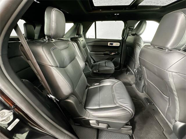 Photo of 2022 Agate Black Metallic Ford Explorer