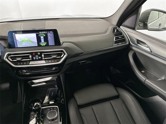 Photo of 2024 Gray BMW X3