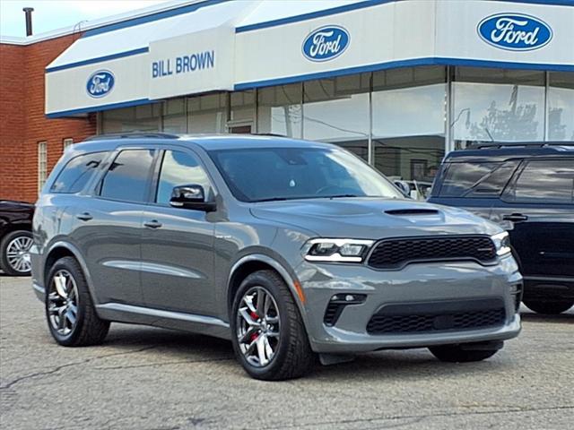 Photo of 2023 Destroyer Gray Clearcoat Dodge Durango