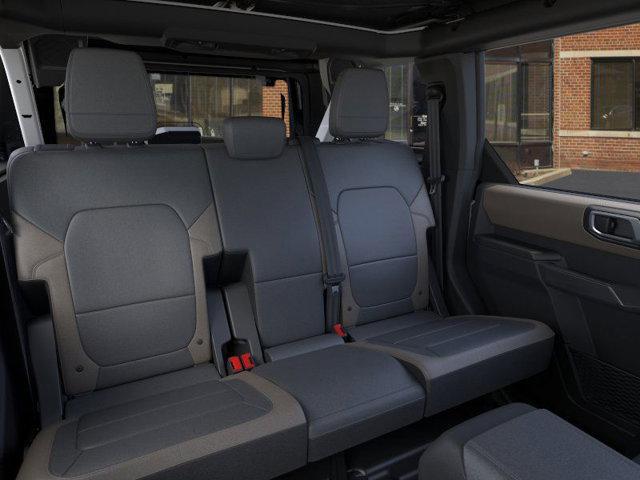 Photo of 2025 Oxford White Ford Bronco