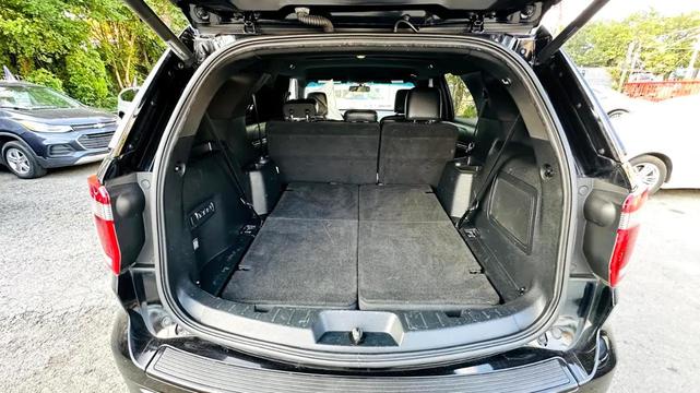 Photo of 2018 Black Ford Explorer