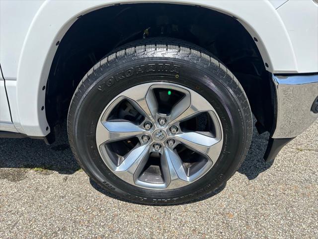 Photo of 2021 Bright White Clearcoat RAM 1500