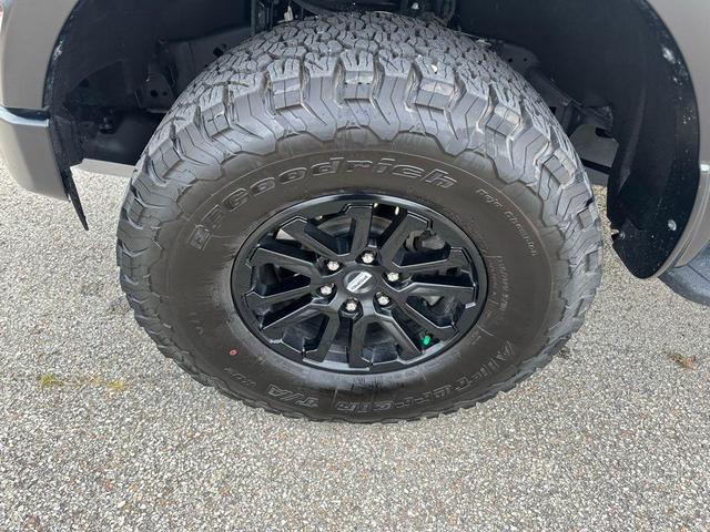 Photo of 2025 Gray Metallic Ford F-150
