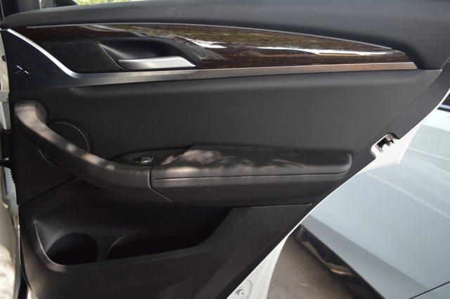 Photo of 2024 Alpine White BMW X3