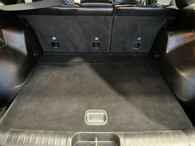 Photo of 2021 Spitfire Orange Clearcoat Jeep Cherokee