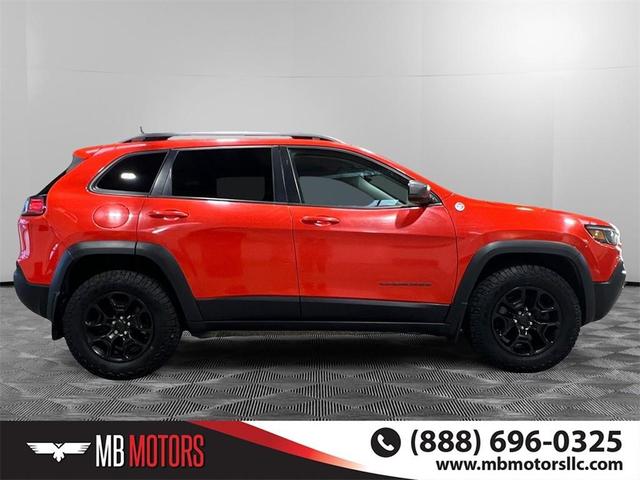 Photo of 2021 Spitfire Orange Clearcoat Jeep Cherokee