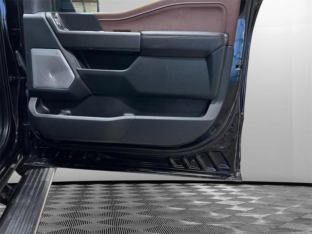 Photo of 2023 Agate Black Metallic Ford F-150