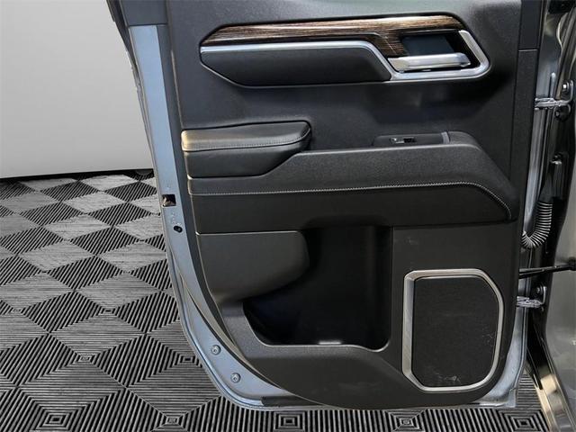 Photo of 2023 Sterling Metallic GMC Sierra 1500