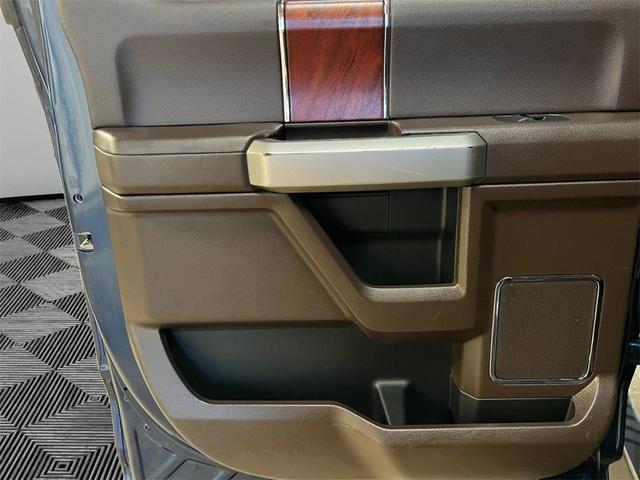 Photo of 2019 Blue Jeans Metallic Ford F-150