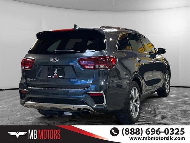 Photo of 2020 Gravity Grey Kia Sorento