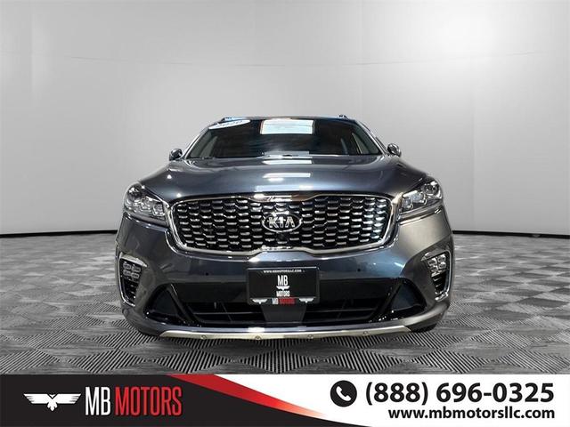 Photo of 2020 Gravity Grey Kia Sorento
