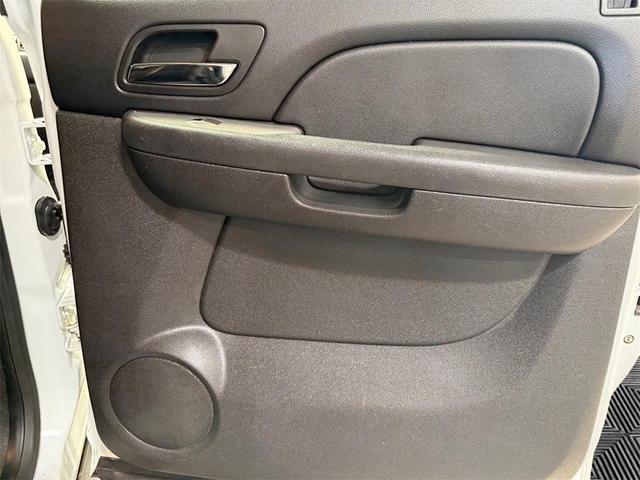 Photo of 2012 Summit White Chevrolet Silverado 2500