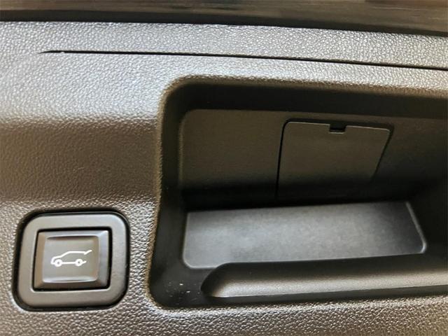 Photo of 2021 Ebony Twilight Metallic GMC Acadia