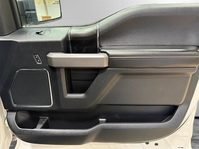 Photo of 2019 White Platinum Metallic Tri-Coat Ford F-150