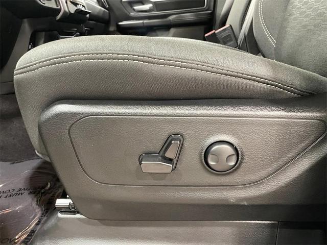 Photo of 2025 Billet Silver Metallic Clearcoat RAM 1500