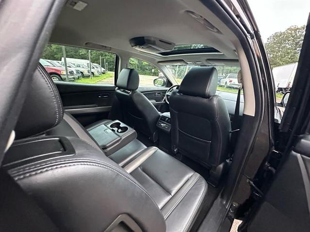 Photo of 2010 Brilliant Black Clearcoat Mazda CX-9