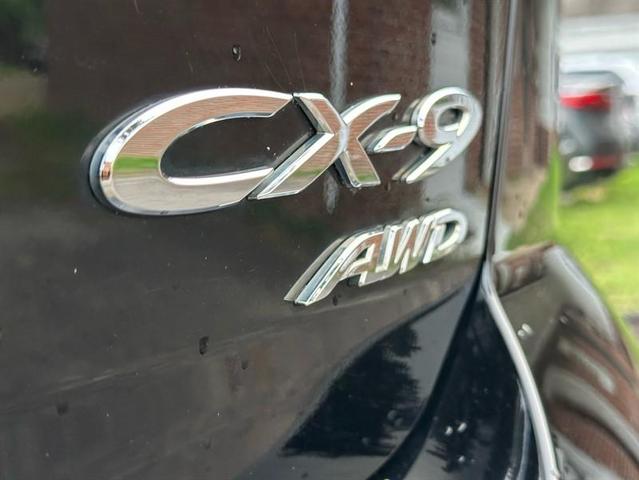 Photo of 2010 Brilliant Black Clearcoat Mazda CX-9