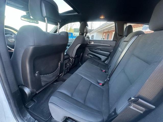 Photo of 2014 Bright White Clearcoat Jeep Grand Cherokee