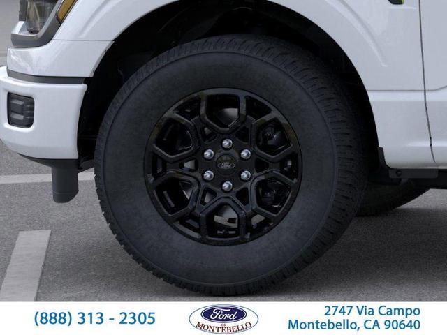 Photo of 2025 Oxford White Ford F-150