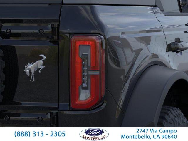 Photo of 2025 Shadow Black Ford Bronco