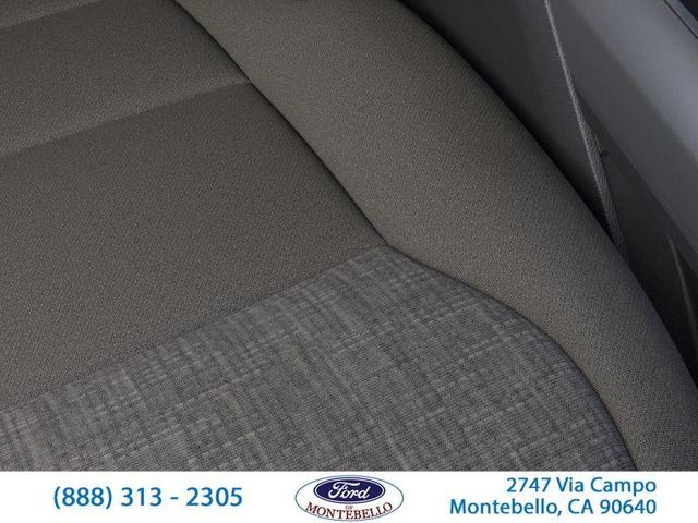 Photo of 2025 Oxford White Ford F-150
