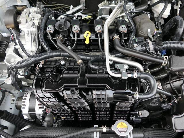 Photo of 2024 Brilliant Silver Metallic Nissan Altima