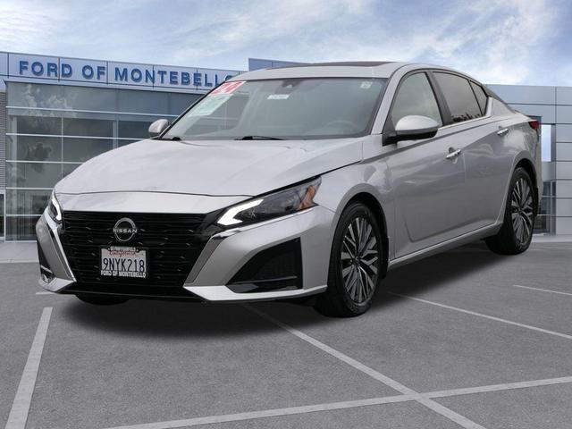 Photo of 2024 Brilliant Silver Metallic Nissan Altima