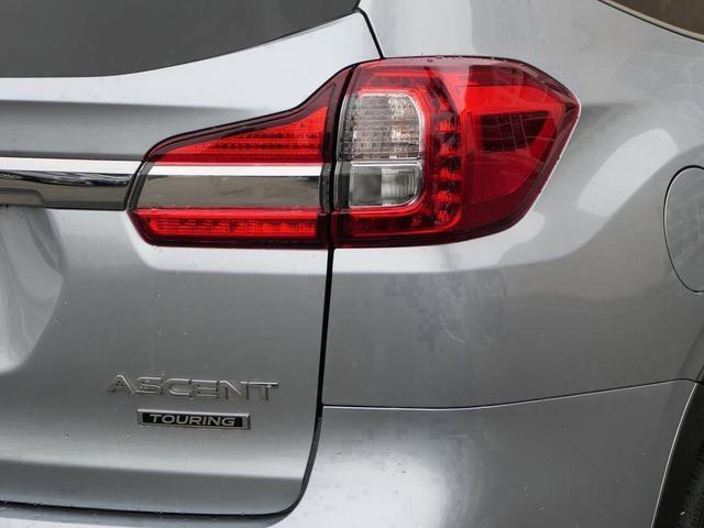 Photo of 2022 Ice Silver Metallic Subaru Ascent