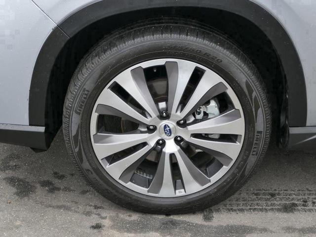 Photo of 2022 Ice Silver Metallic Subaru Ascent