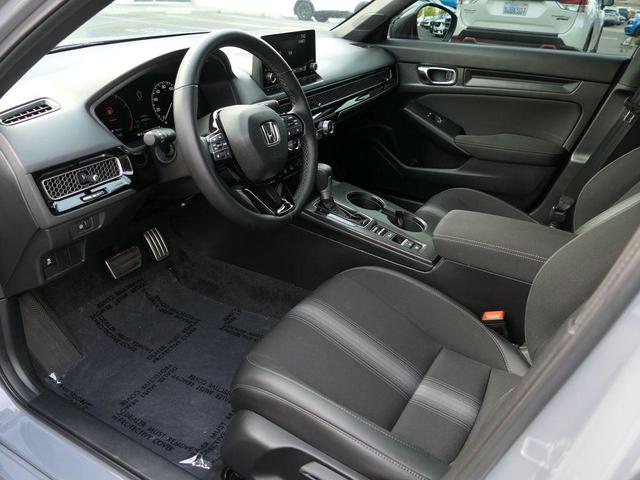 Photo of 2025 Urban Gray Pearl Honda Civic