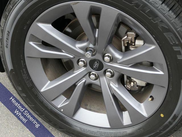 Photo of 2022 Iconic Silver Metallic Ford Explorer