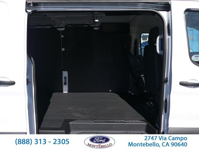 Photo of 2025 Oxford White Ford Transit-250
