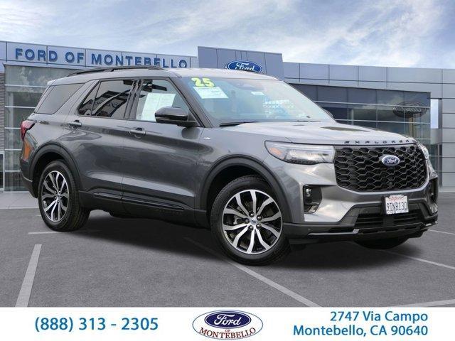2025 Ford Explorer