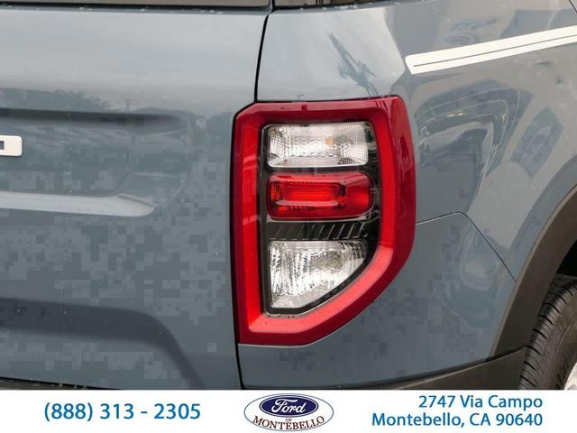 Photo of 2025 Azure Gray Metallic Ford Bronco Sport
