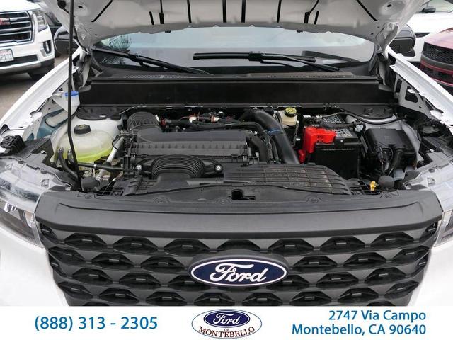 Photo of 2025 Oxford White Ford Maverick