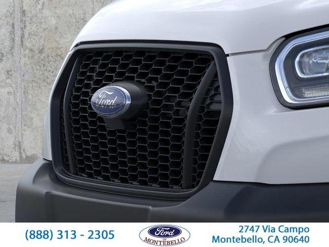 Photo of 2025 Oxford White Ford Transit-250