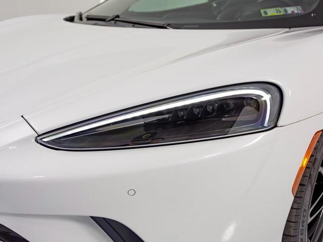 Photo of 2022 Silica White McLaren GT