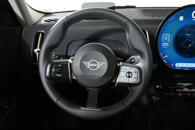 Photo of 2025 White Metallic MINI Countryman