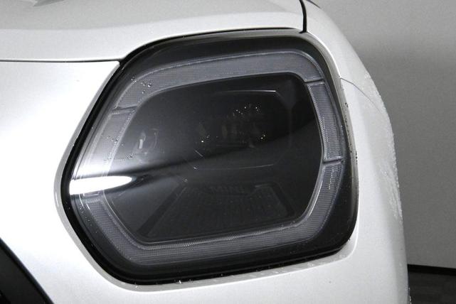 Photo of 2025 White Metallic MINI Countryman
