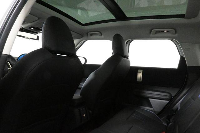 Photo of 2025 White Metallic MINI Countryman