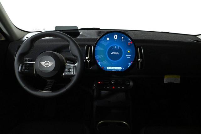 Photo of 2025 Green Metallic MINI Countryman