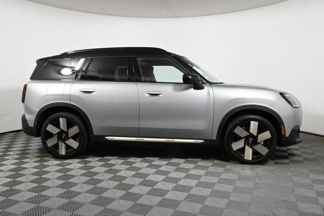 Photo of 2025 Silver MINI Countryman