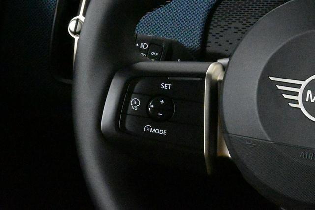 Photo of 2025 Silver MINI Countryman