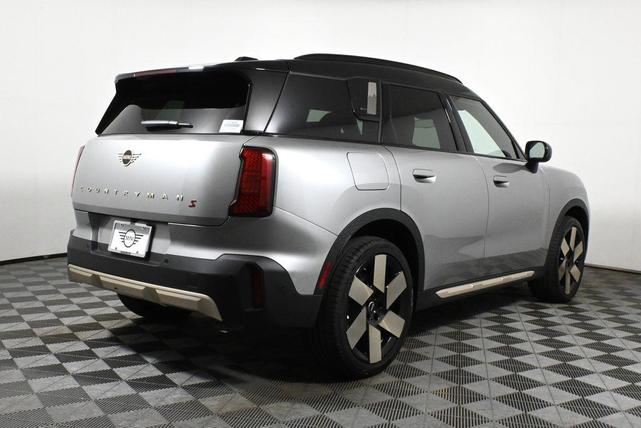 Photo of 2025 Silver MINI Countryman